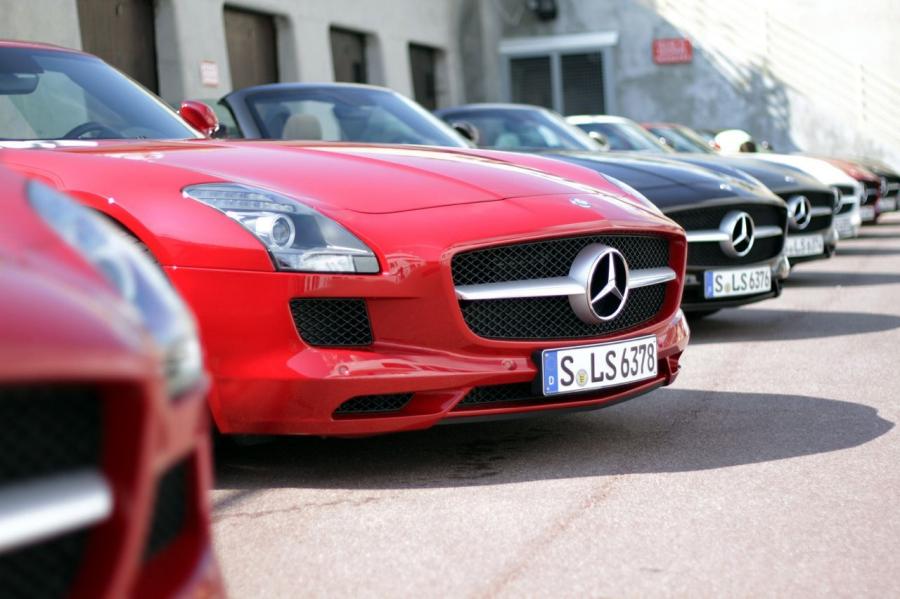  Mercedes-Benz SLS AMG Roadster 2012 года  (фото 108 из 198)